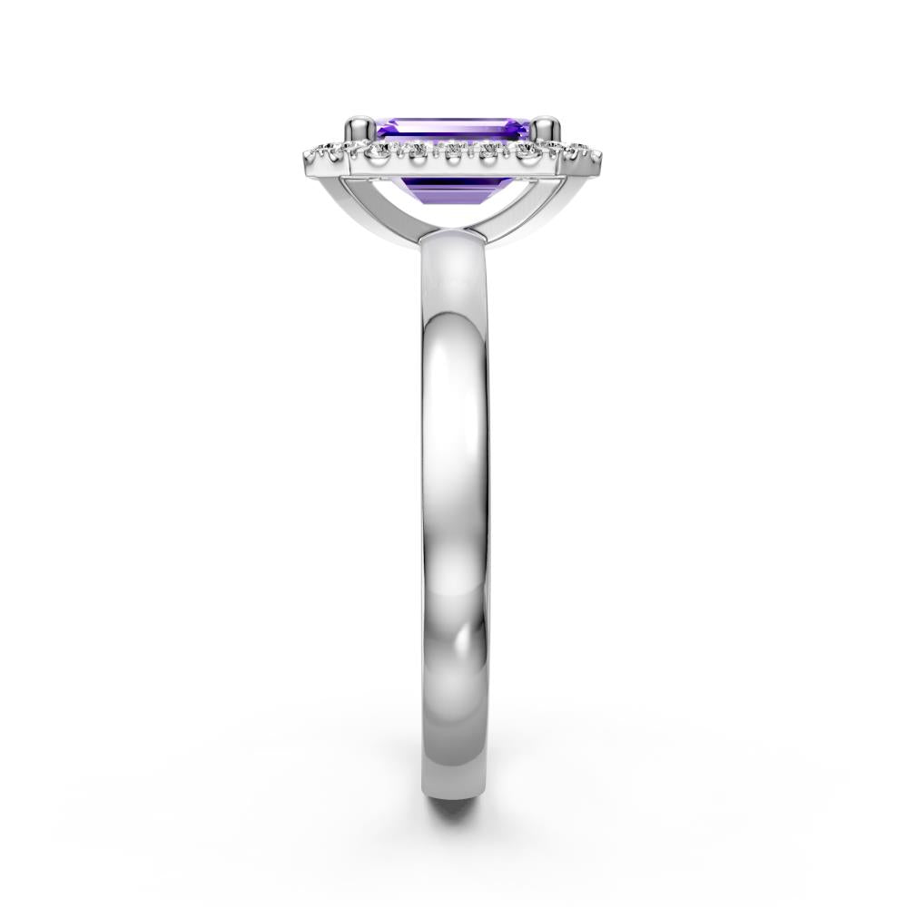 Diamond Ring with Tanzanite in White Gold R38891224