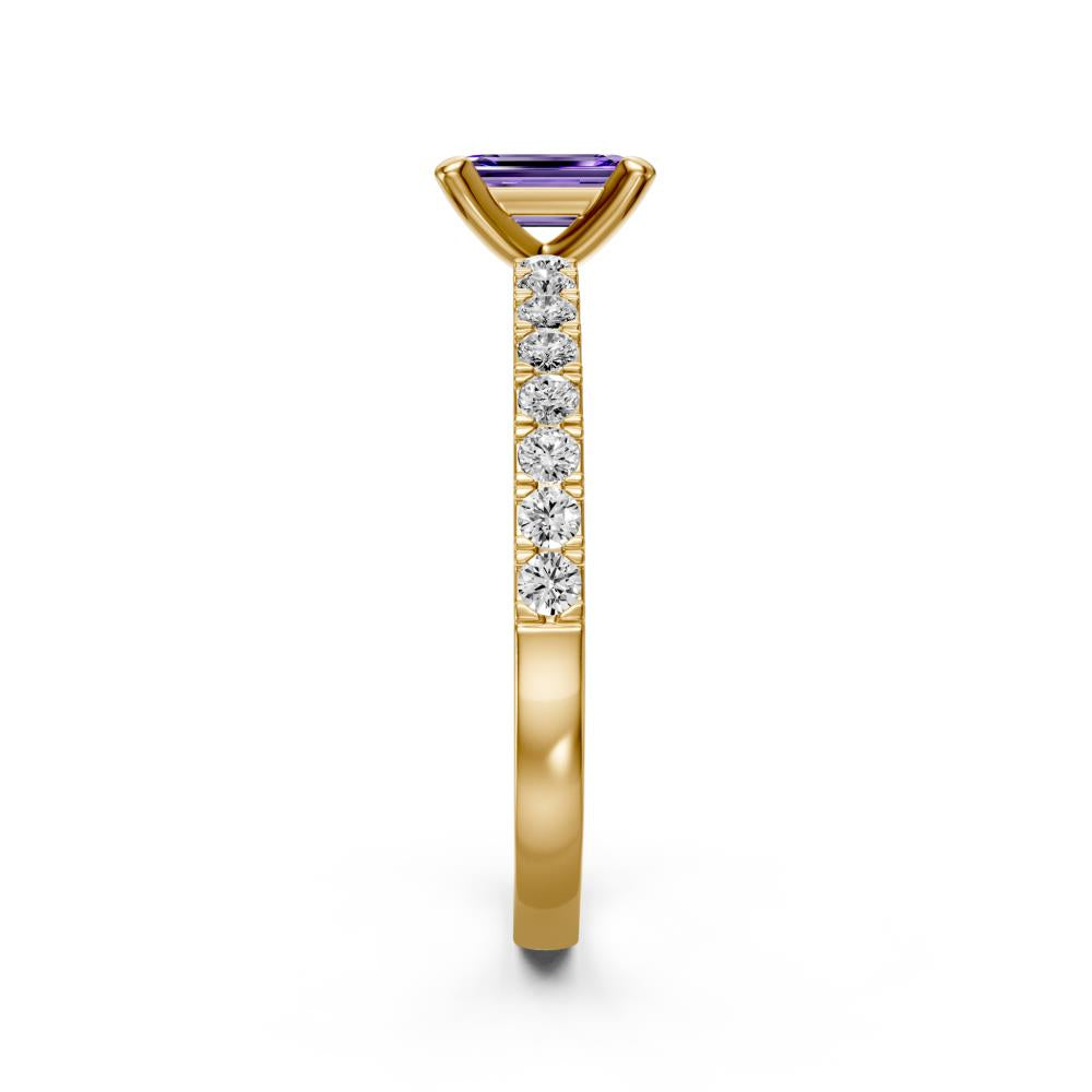 Diamond Ring with Tanzanite in Yellow Gold R04090325