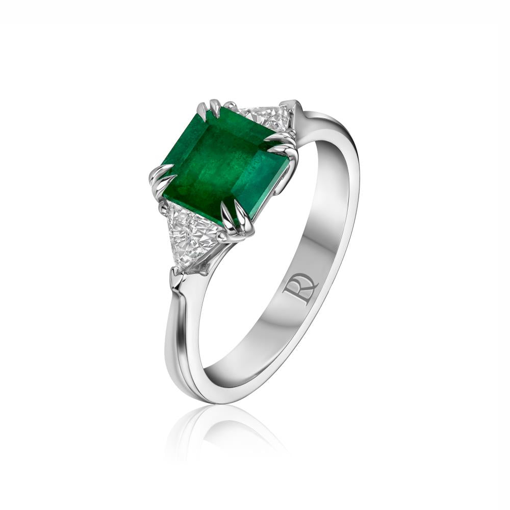 Emerald and Diamond Ring in White Gold NA0643